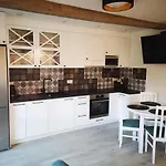 شقة Pol Domu Nad Jeziorami