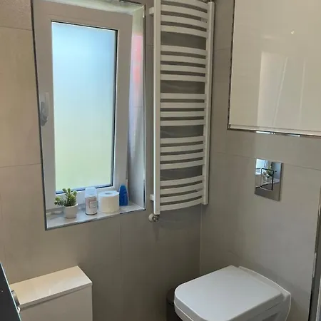 Pol Domu Nad Jeziorami *